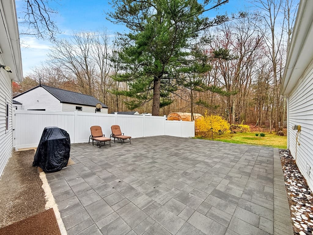 126 Beach Rd, Salisbury MA 01952 photo 15