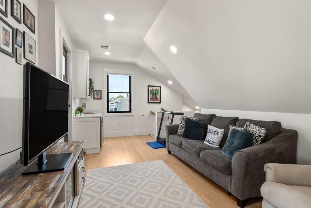 23 Jaques St # B, Somerville MA 02145 photo 22
