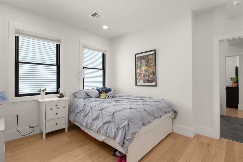 23 Jaques St # B, Somerville MA 02145 photo 20