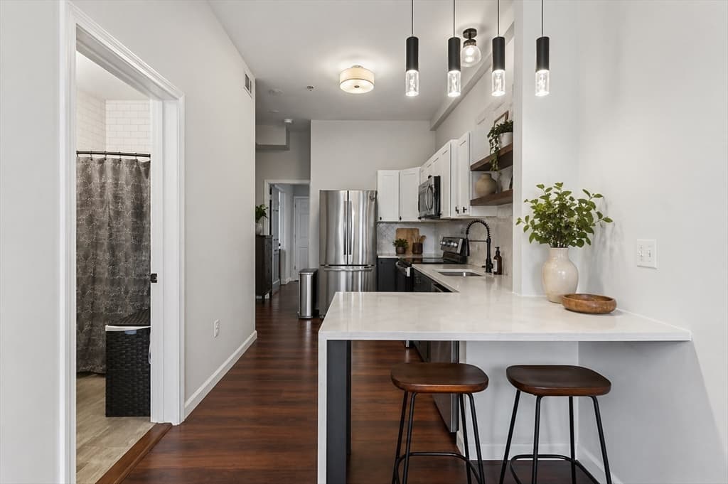 Condominium at 256 Bremen Street PH, Boston MA 02128, Boston, photo 5 of 14