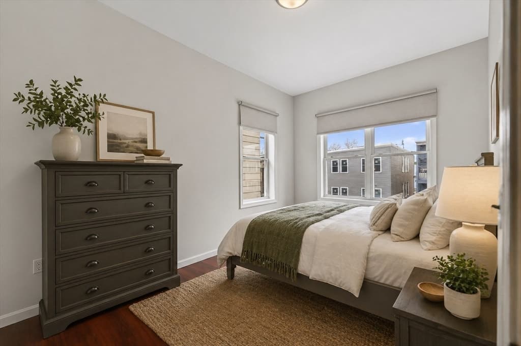 Condominium at 256 Bremen Street PH, Boston MA 02128, Boston, photo 8 of 14