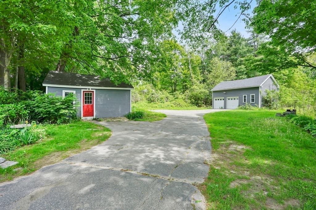 Single Family Residence at 69 Margaret St, Monson MA 01057, Monson, photo 3 of 30