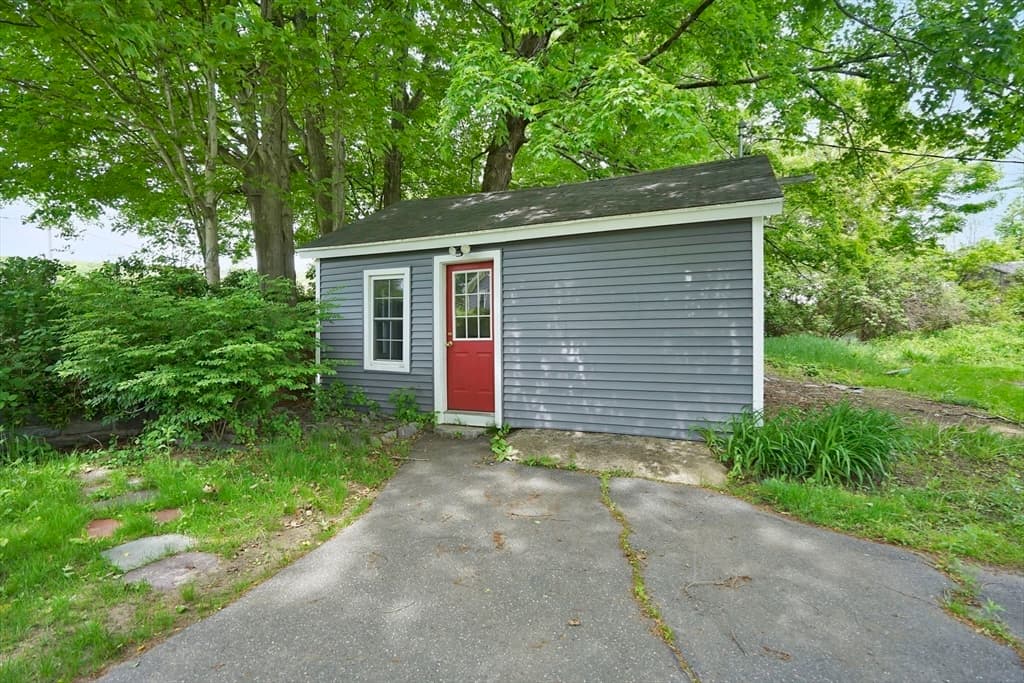 Single Family Residence at 69 Margaret St, Monson MA 01057, Monson, photo 19 of 30