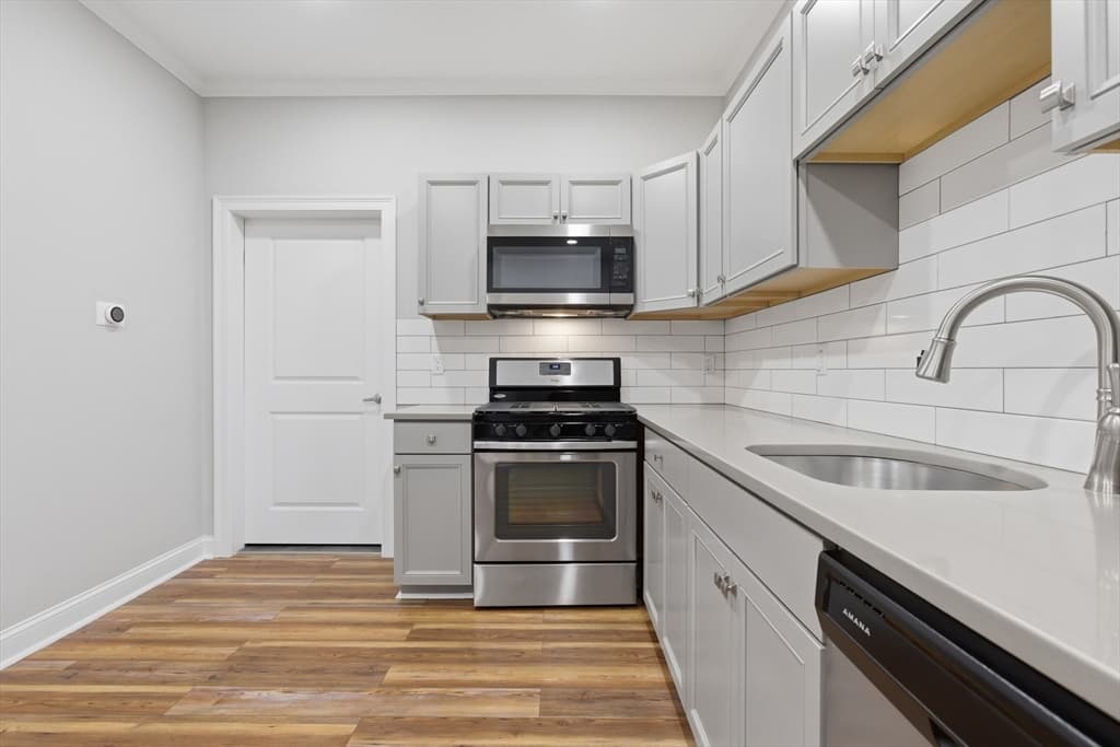20-26 Howard St, Lowell MA 01851 photo 26
