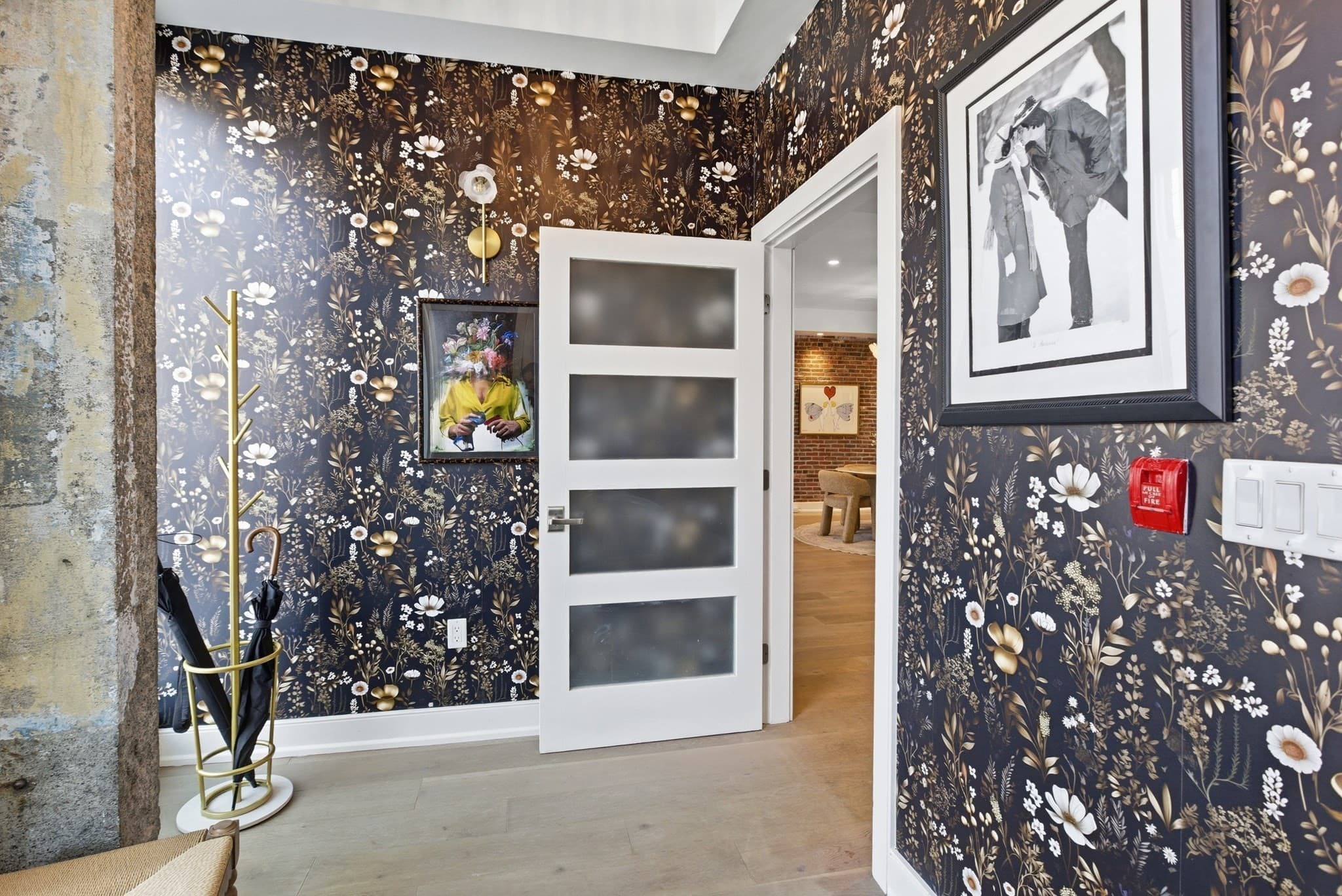 Condominium at 406-418 Commercial St # 1A, Boston MA 02109, photo 3 of 40