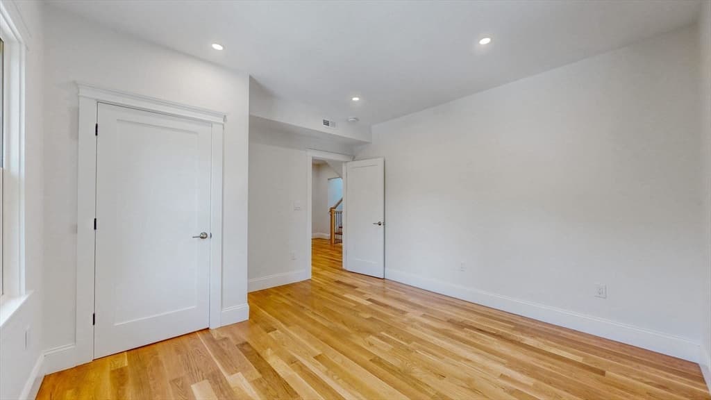 37 Oakland St, Wellesley MA 02481 photo 24