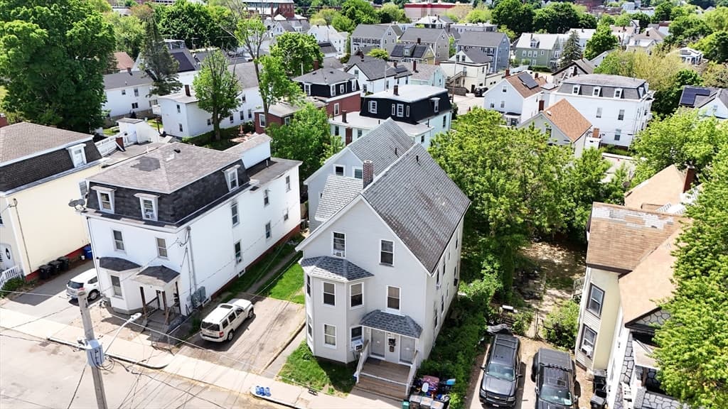 32 1/2 Nichols, Haverhill MA 01830 photo 3