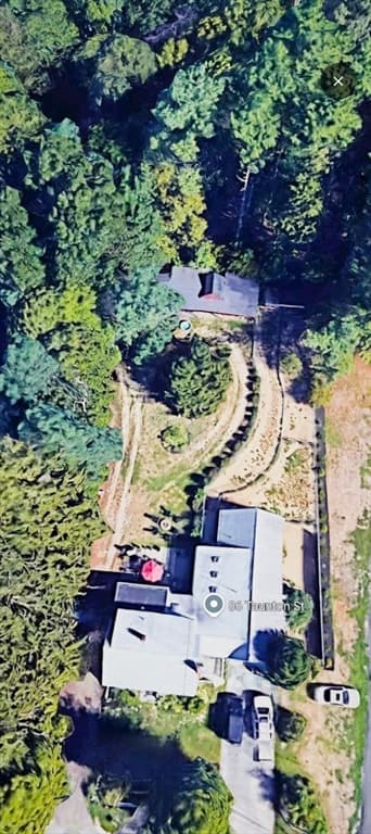 86 Taunton St, Lakeville MA 02347