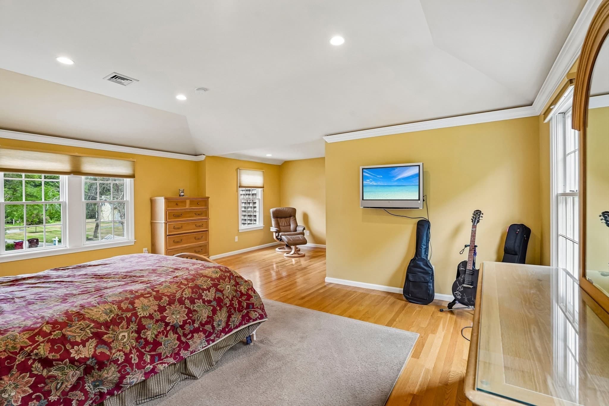 Single Family Residence at 2 Berkley Cir, Hingham MA 02043, photo 23 of 40