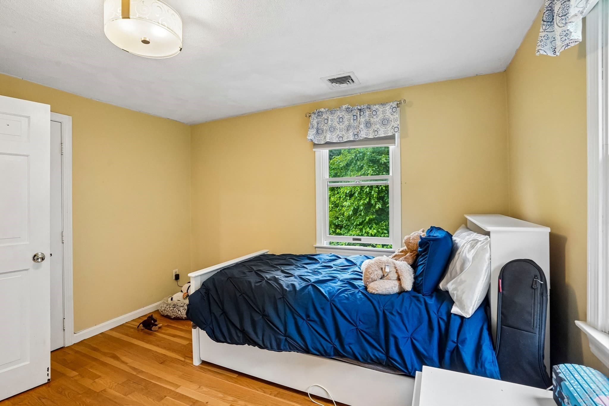 Single Family Residence at 2 Berkley Cir, Hingham MA 02043, photo 33 of 40
