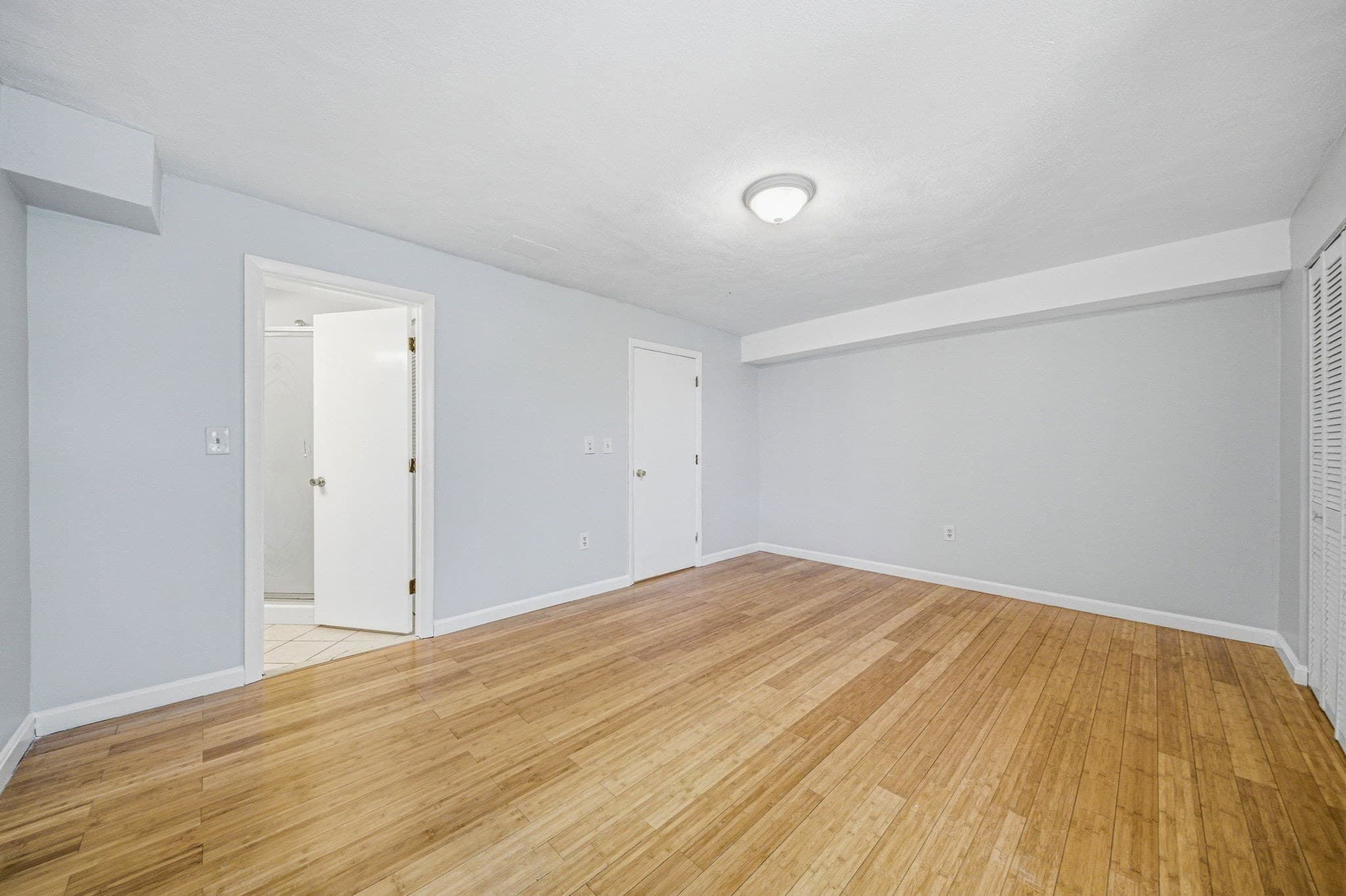 Condominium at 286 Fenno St # 1, Revere MA 02151, photo 16 of 32
