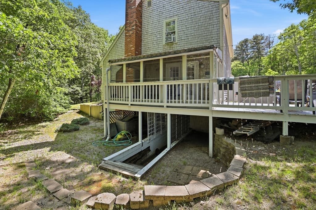 Single Family Residence at 10 Marthas Way, Barnstable MA 02632, photo 26 of 41