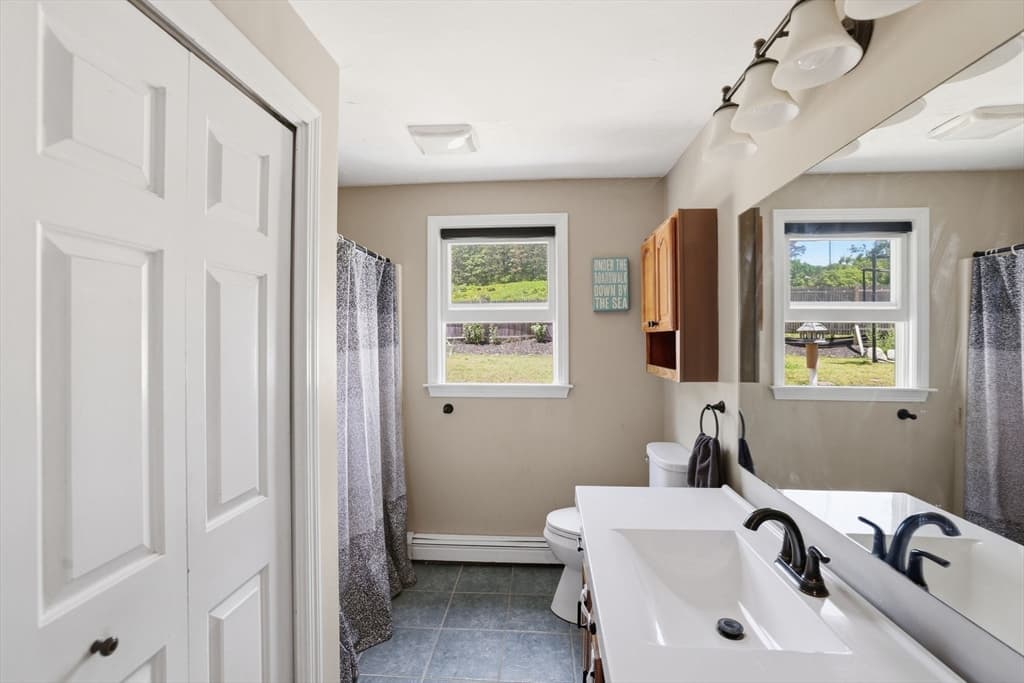 Single Family Residence at 10 Marthas Way, Barnstable MA 02632, photo 20 of 41
