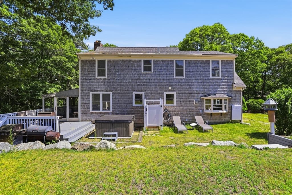 Single Family Residence at 10 Marthas Way, Barnstable MA 02632, photo 34 of 41