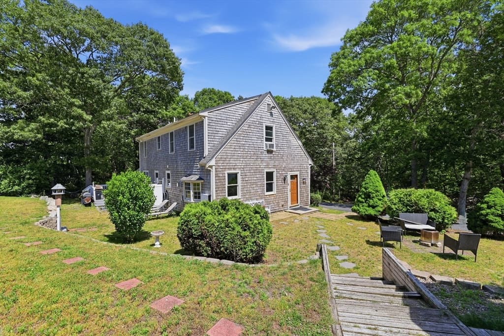 Single Family Residence at 10 Marthas Way, Barnstable MA 02632, photo 35 of 41
