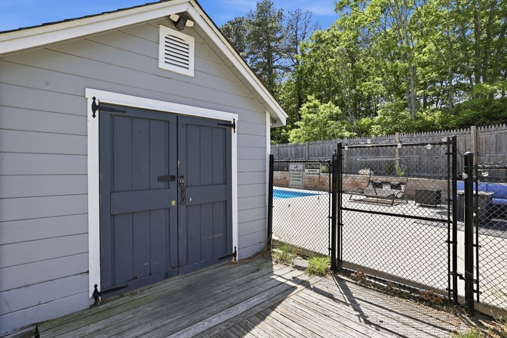 Single Family Residence at 10 Marthas Way, Barnstable MA 02632, photo 29 of 41