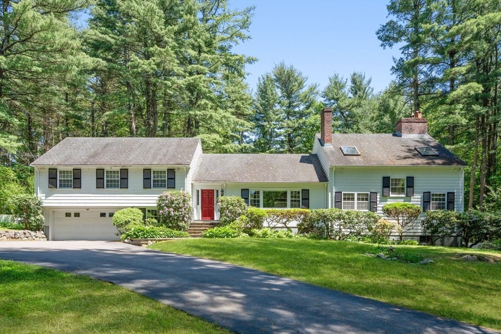 242 Winter St, Weston MA 02493