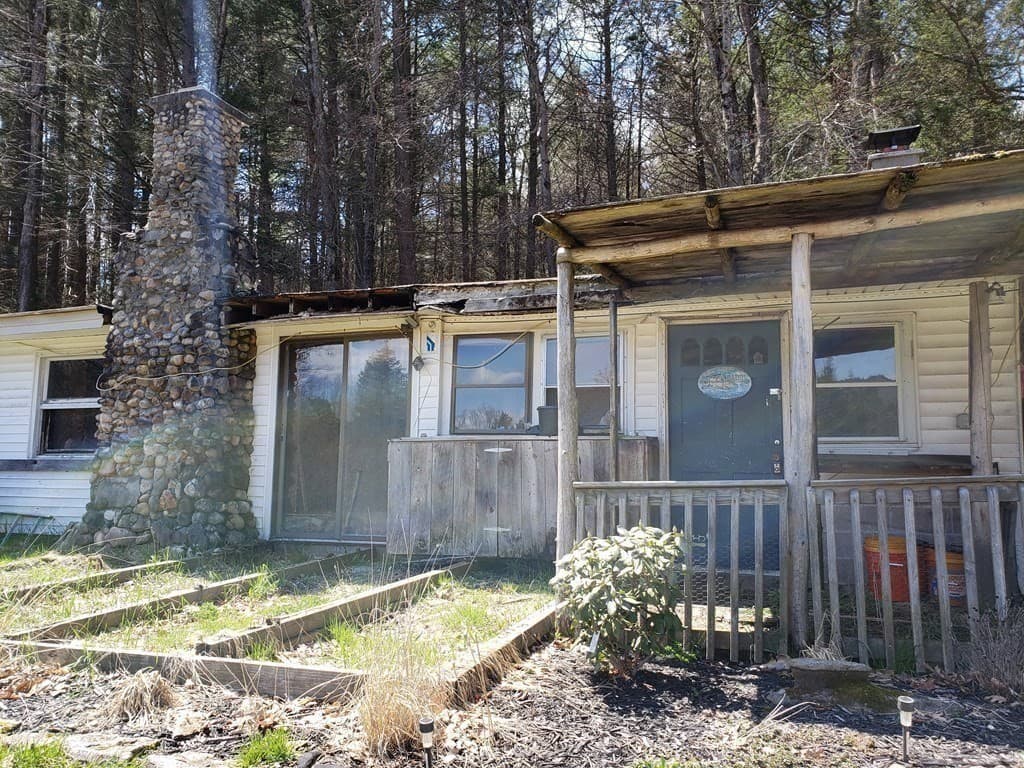 Residential at 31 Goss Hill Rd, Huntington MA 01050, photo 19 of 20