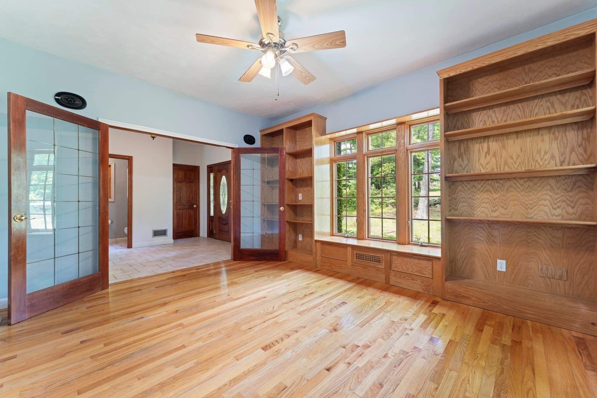 Single Family Residence at 28 Vincent Rd, Mendon MA 01756, Mendon, photo 12 of 39