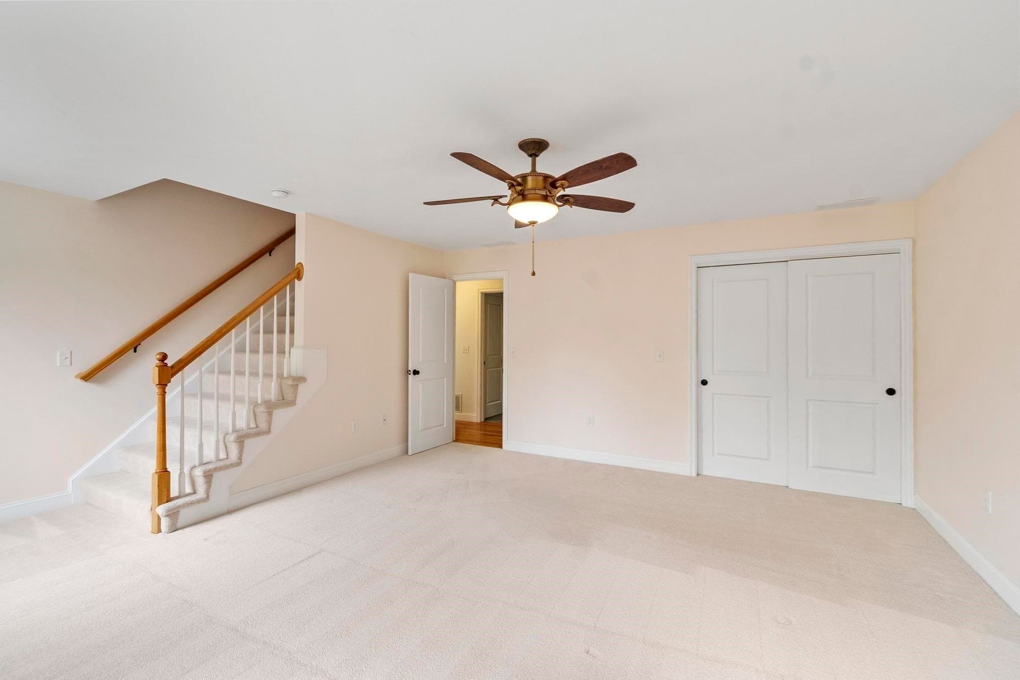 Condominium at 39 Kensington Way # 39, Tewksbury MA 01876, photo 37 of 42