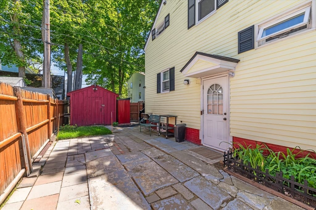 82 Rich St, Gardner MA 01440 photo 4