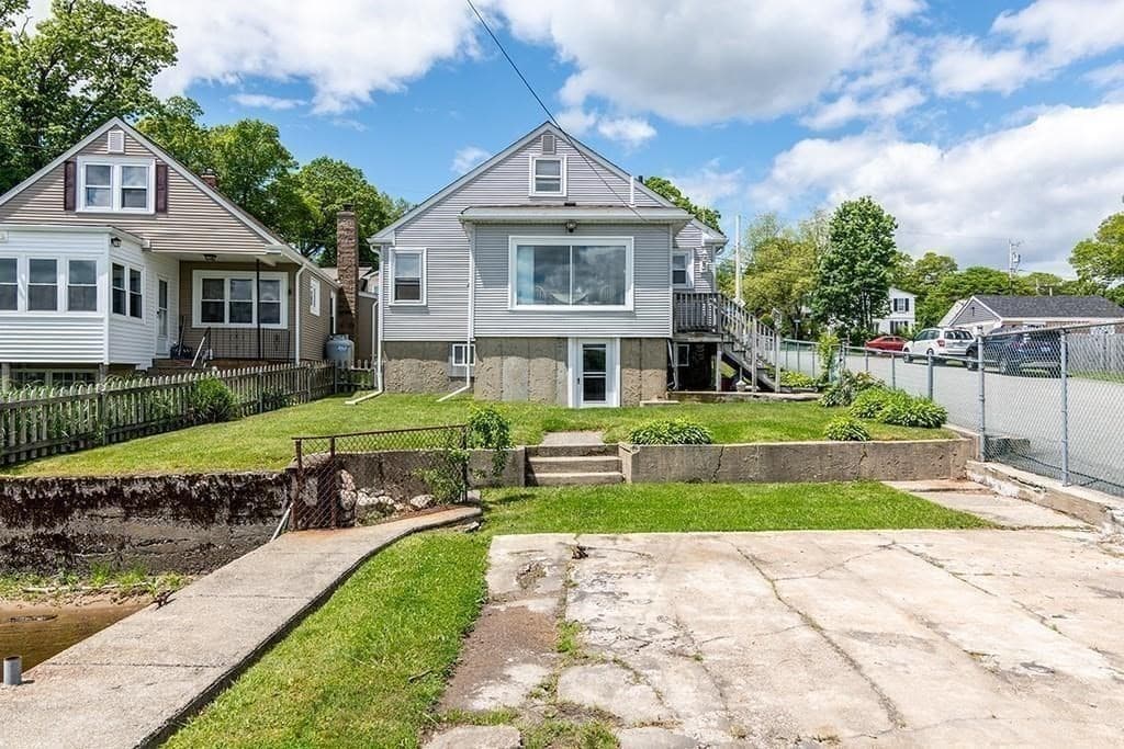 Single Family Residence at 4 Lake Avenue, Tiverton RI 02878, Tiverton, photo 5 of 7