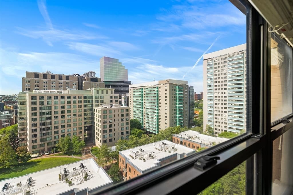 Condominium at 8 Whittier Pl # 14F, Boston MA 02114, photo 11 of 21