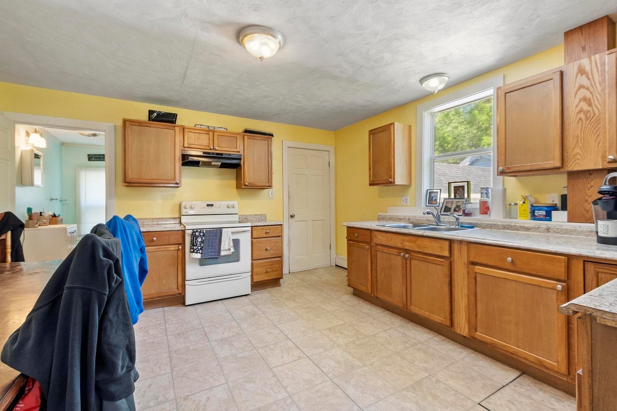 2 Family - 2 Units Up/Down at 102 Liberty St, Athol MA 01331, Athol, photo 22 of 37