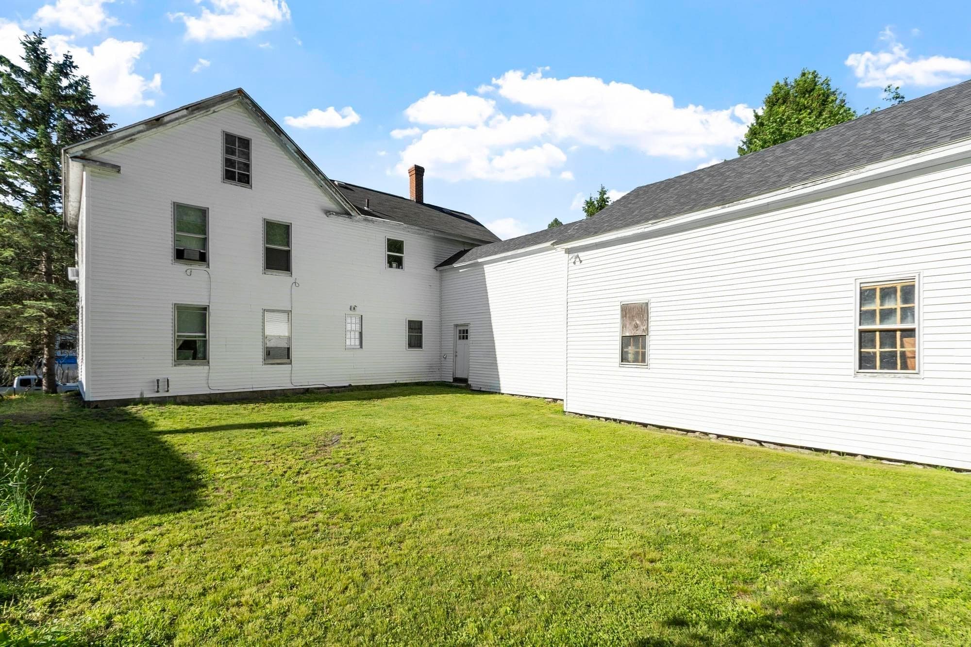 2 Family - 2 Units Up/Down at 102 Liberty St, Athol MA 01331, Athol, photo 36 of 37