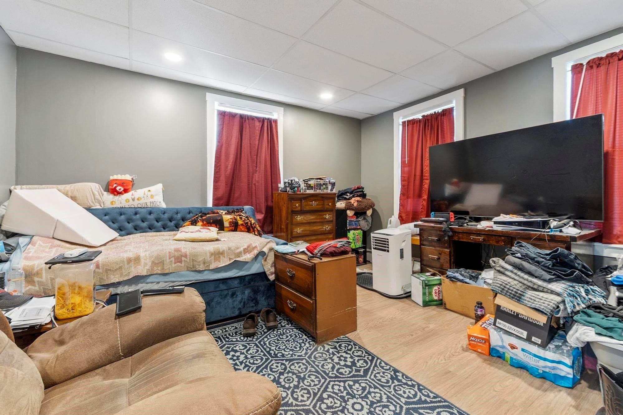 2 Family - 2 Units Up/Down at 102 Liberty St, Athol MA 01331, Athol, photo 9 of 37