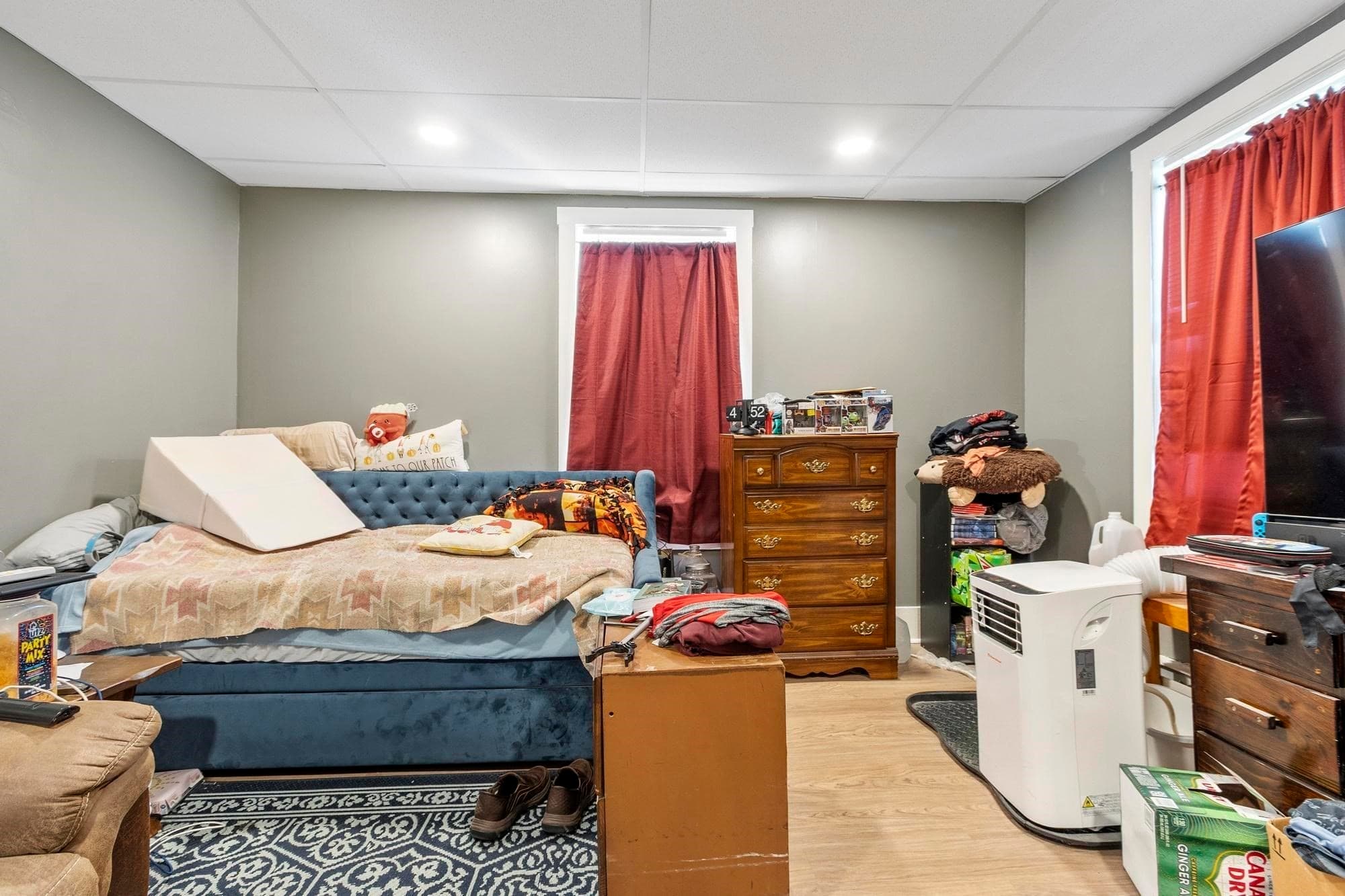 2 Family - 2 Units Up/Down at 102 Liberty St, Athol MA 01331, Athol, photo 10 of 37