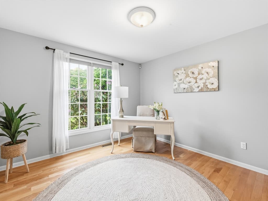 48 Hummingbird Lane, Swansea MA 02777 photo 9