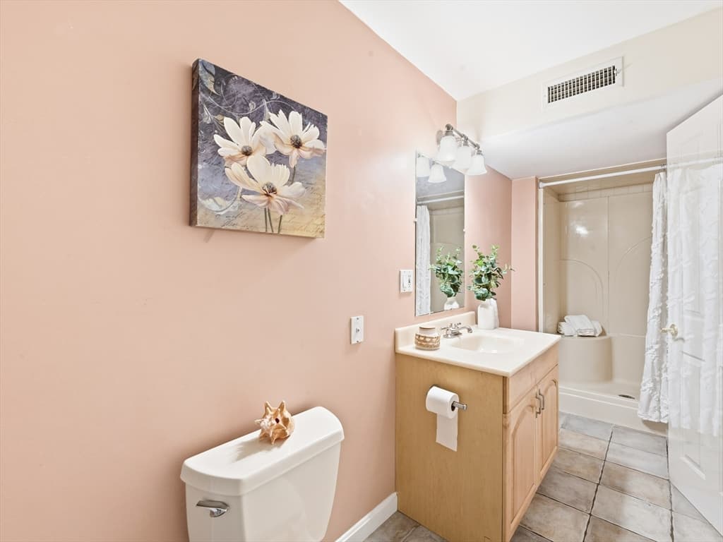 48 Hummingbird Lane, Swansea MA 02777 photo 37
