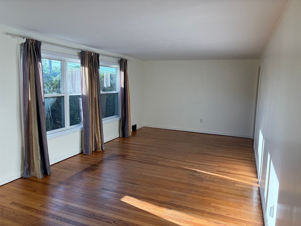 138 N Main St, Belchertown MA 01007 photo 12