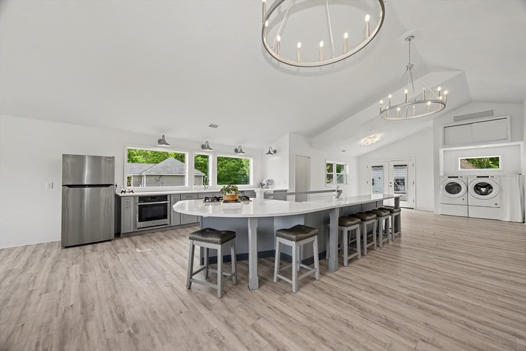 Single Family Residence at 6 Wilson Ave, Spencer MA 01562, photo 6 of 28