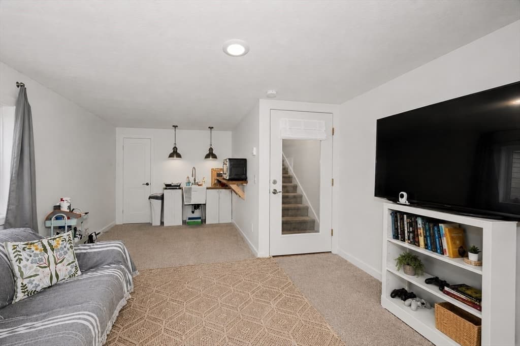 Single Family Residence at 6 Wilson Ave, Spencer MA 01562, photo 16 of 28