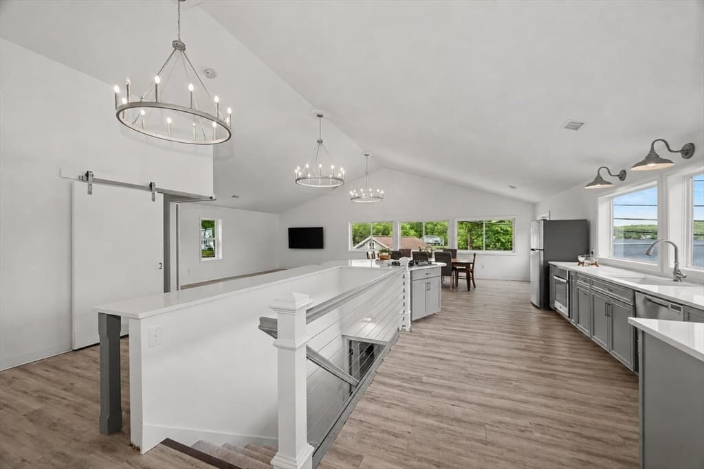 Single Family Residence at 6 Wilson Ave, Spencer MA 01562, photo 5 of 28