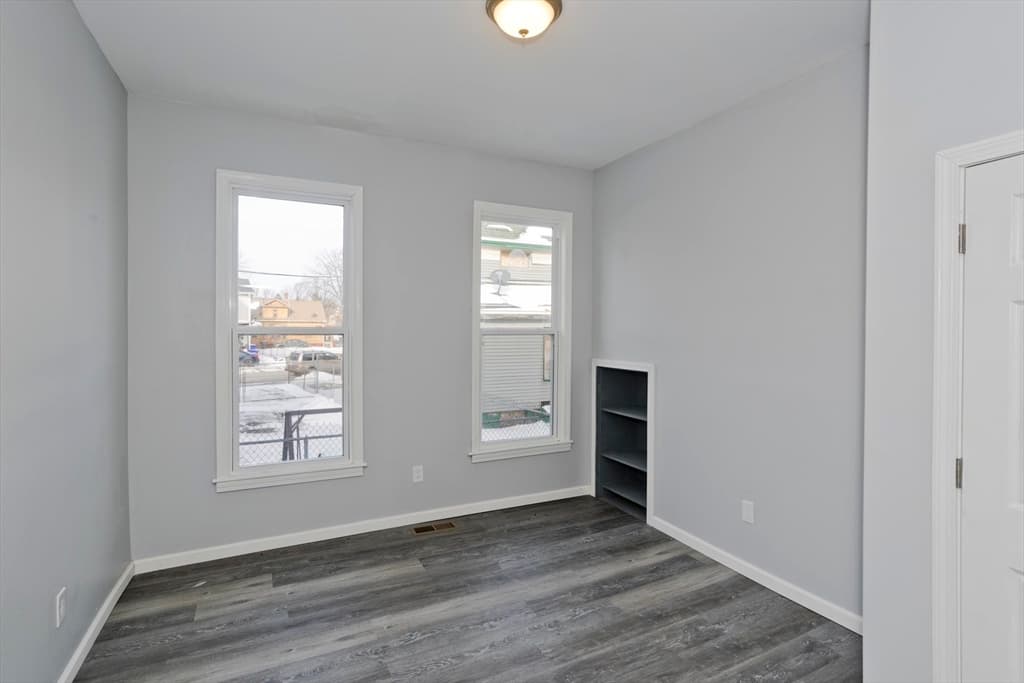 64 Thompson St, Springfield MA 01109 photo 31