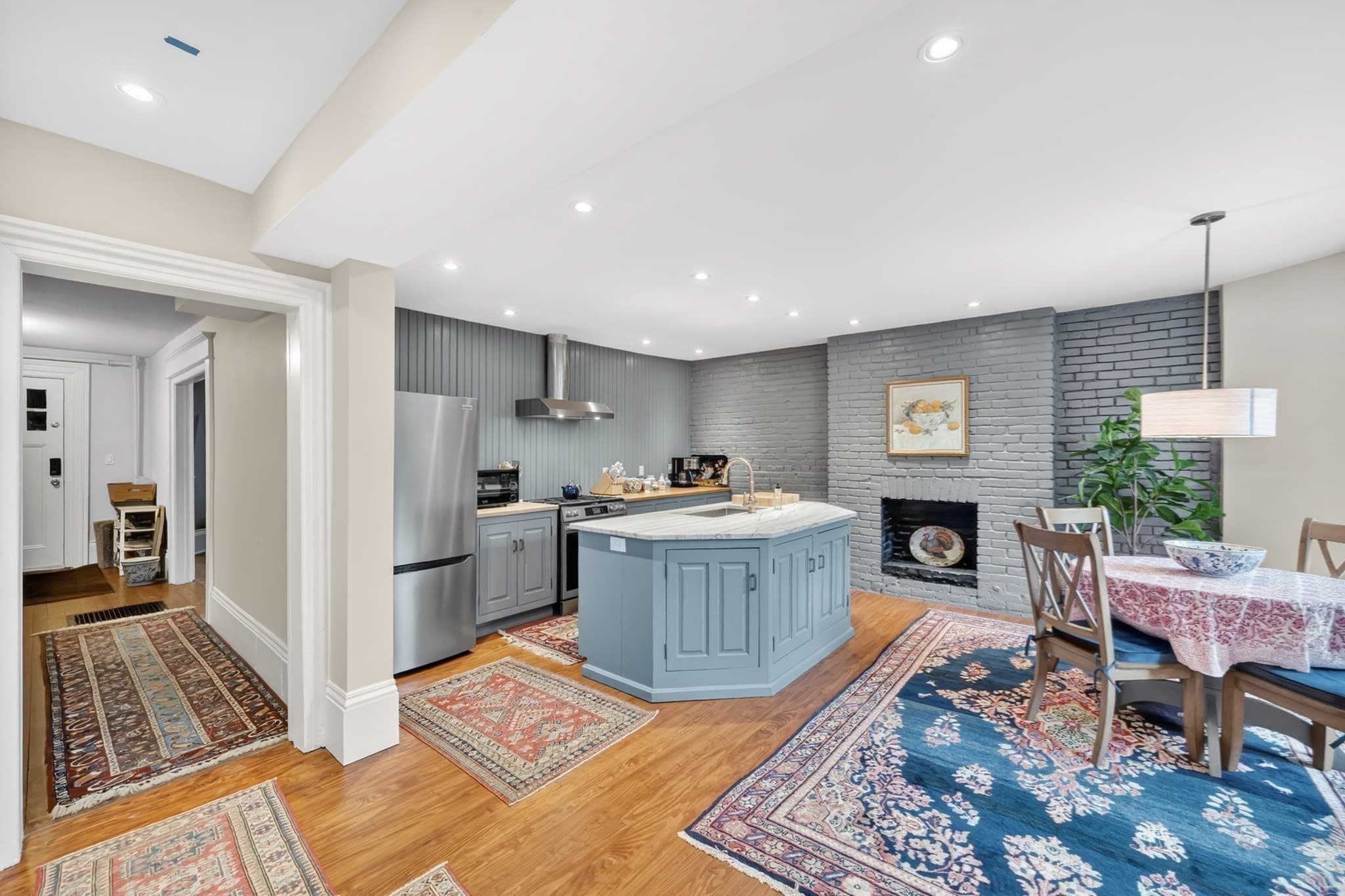 Single Family Residence at 27 Mattoon Street, Springfield MA 01105, Springfield, photo 8 of 40