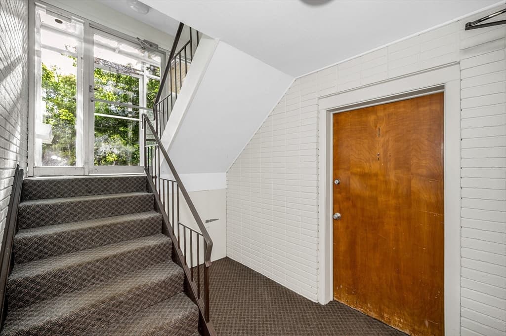 Condominium at 9 Longwood Dr # 1, Andover MA 01810, Andover, photo 5 of 31