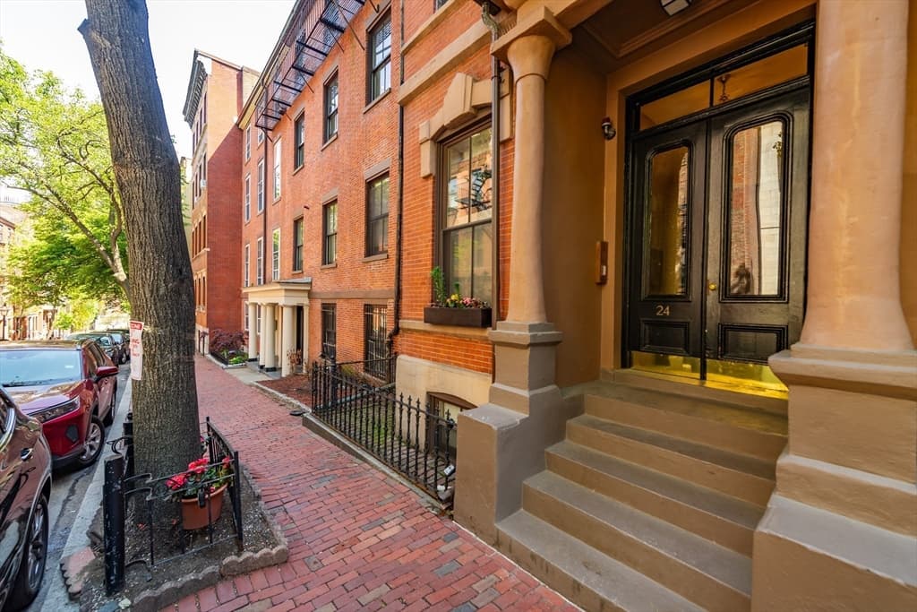 Condominium at 24 Hancock St # 2, Boston MA 02114, photo 18 of 19