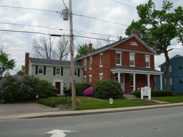 3 Family at 8-10 Pleasant Street, Leicester MA 01524, photo 12 of 34