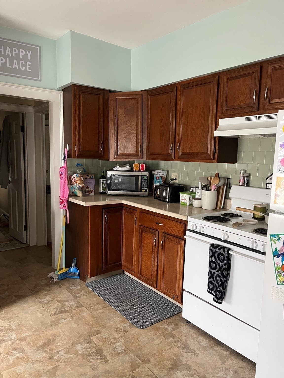 3 Family at 8-10 Pleasant Street, Leicester MA 01524, photo 31 of 34