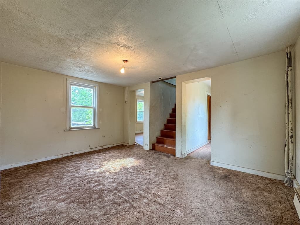 484 S Franklin St, Holbrook MA 02343 photo 16