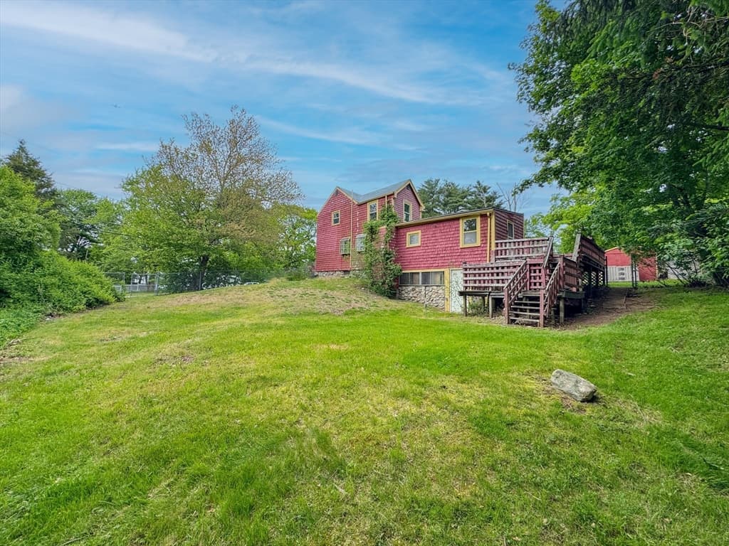 484 S Franklin St, Holbrook MA 02343 photo 33