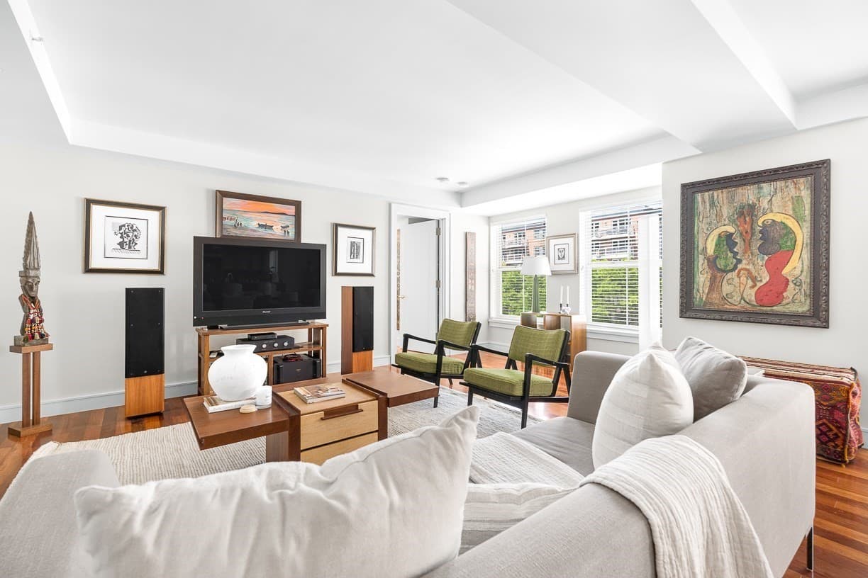 Condominium at 4 Battery Wharf # 4302, Boston MA 02109, photo 8 of 28