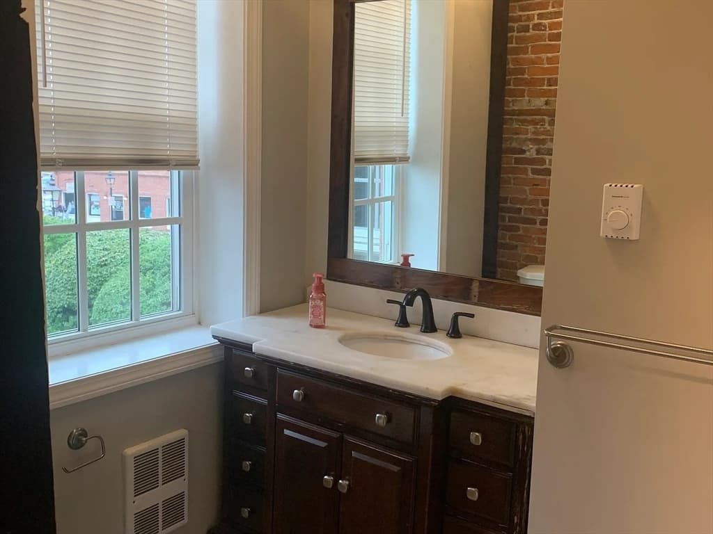 Condominium at 30-32 Water St # 5, Newburyport MA 01950, photo 17 of 26