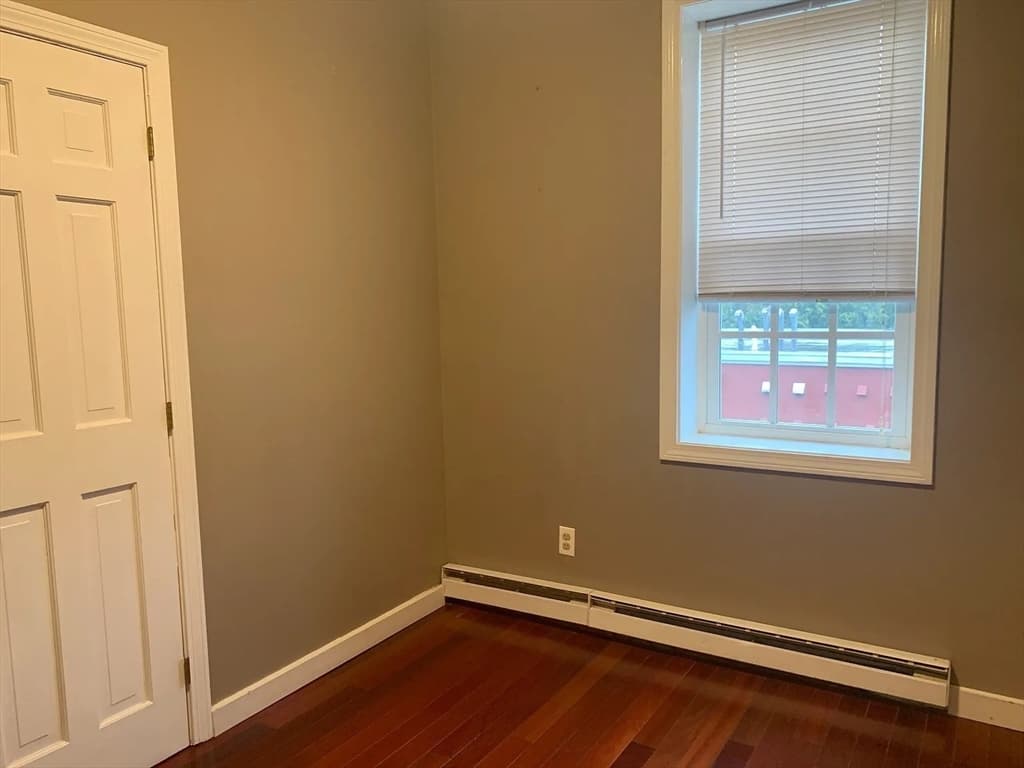 Condominium at 30-32 Water St # 5, Newburyport MA 01950, photo 18 of 26