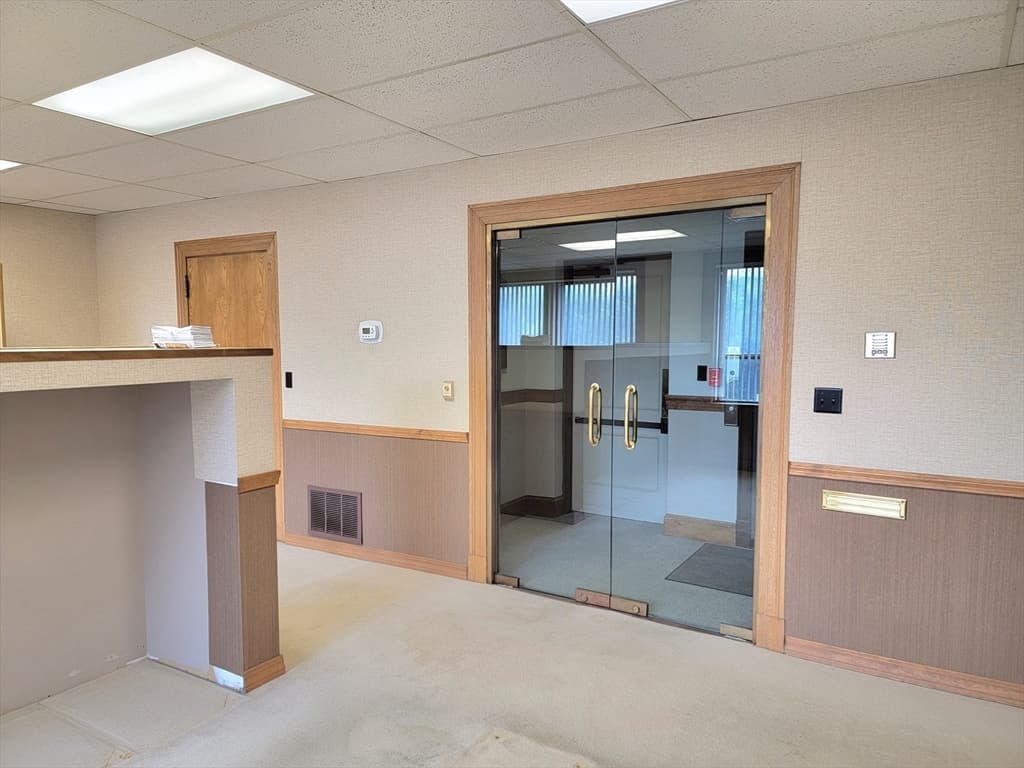 1372 Hancock St, 401,402, Quincy MA 02169 photo 4