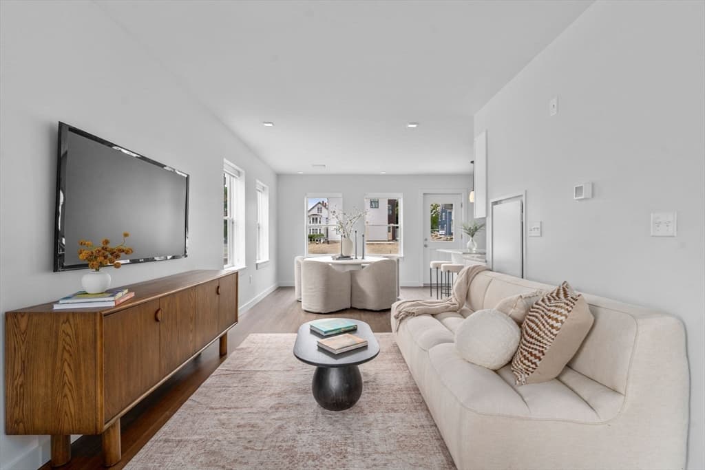 3 Wilson St # 3, Natick MA 01760
